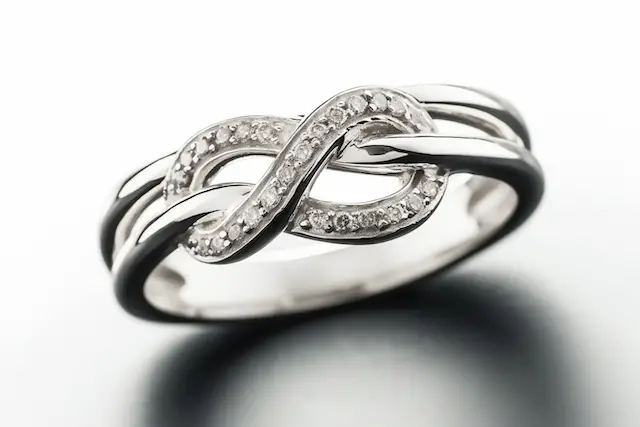 Knot Ring