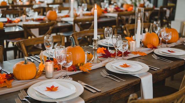 Orange Accents for Fall Weddings