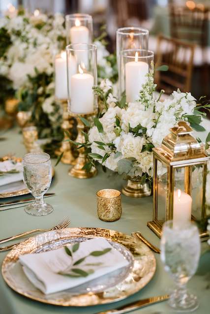 Sage Green & Gold wedding dinner table setting Sage Green & Gold wedding dinner table setting