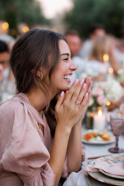 bridesmaid with ligh pink nail polish bridesmaid with ligh pink nail polish